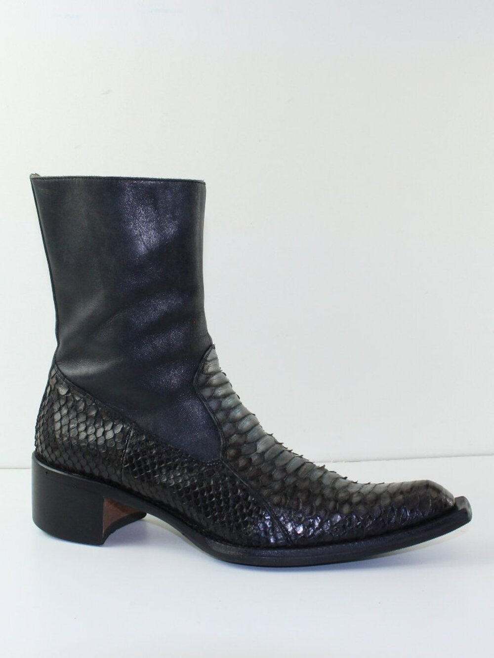 Shoto Italy Snake Skin Western Cowboy Style Ankle Boots (EU 40 / 7.5 US)